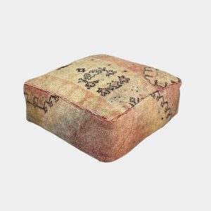 פוף צמר מרוקאי וינטג' מעוטר