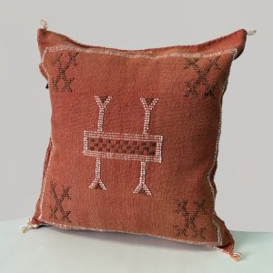 כרית סברה מעוטרת