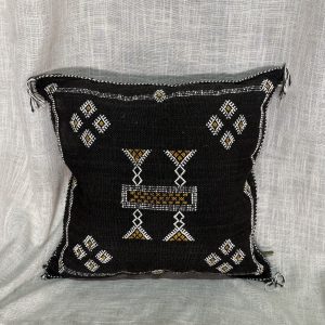 כרית סברה חום שוקולד