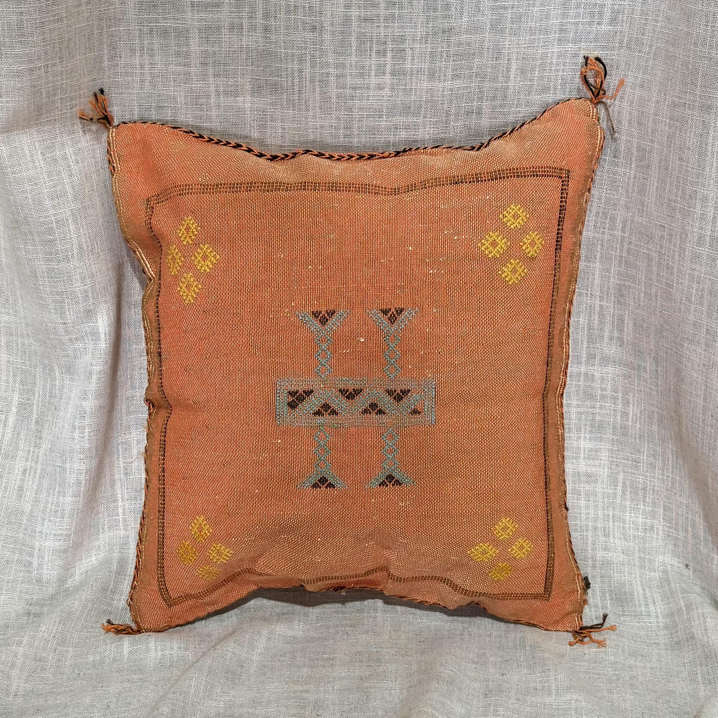 כרית סברה כתומה